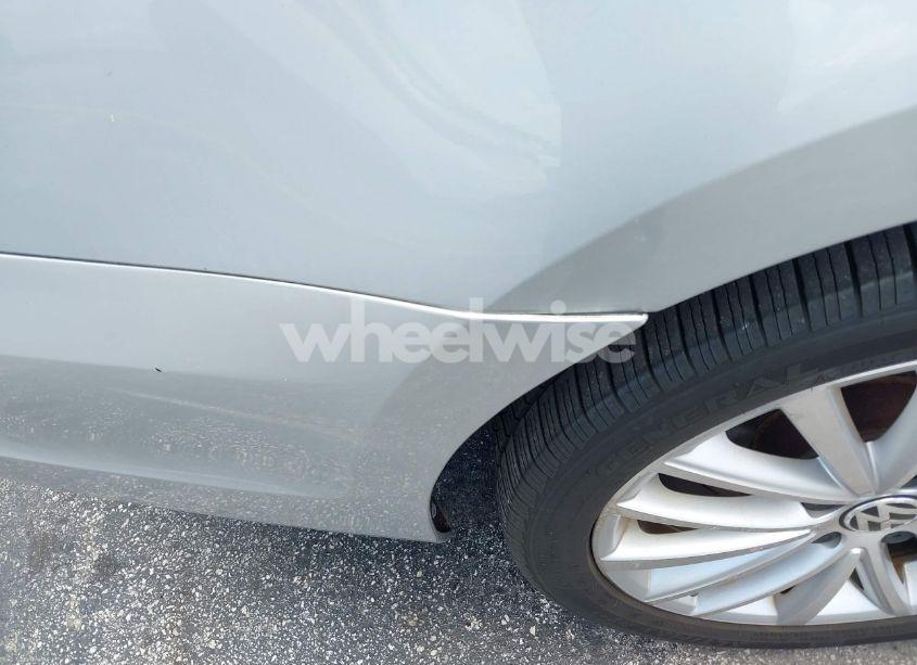 Photo 13 of 2011 Volkswagen Jetta 2.5L SEL (VIN 3VWLX7AJ1BM352557)