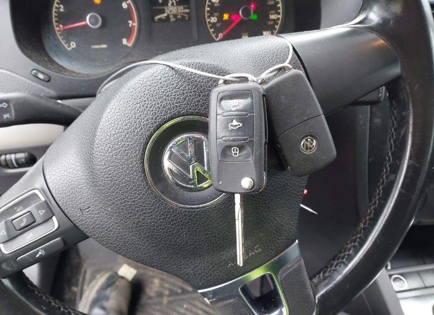 Photo 11 of 2011 Volkswagen Jetta 2.5L SEL (VIN 3VWLX7AJ2BM358075)