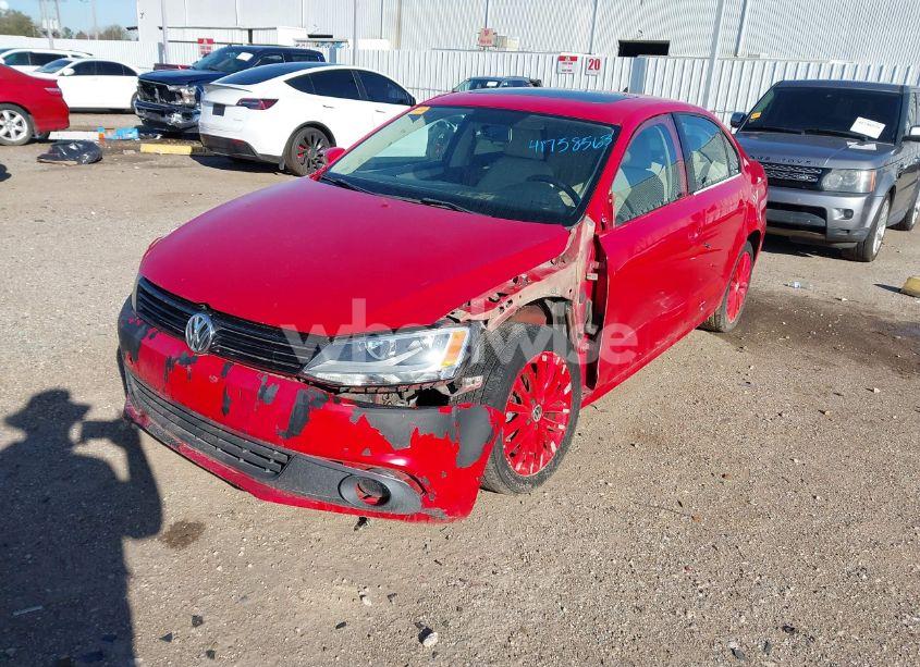 Photo 2 of 2011 Volkswagen Jetta 2.5L SEL (VIN 3VWLX7AJ2BM377936)