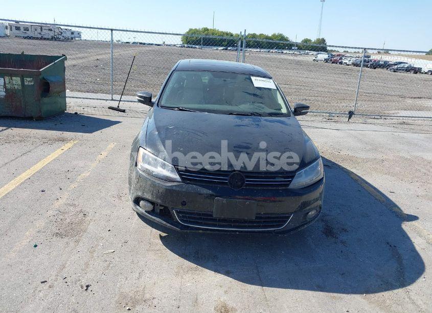 Photo 6 of 2012 Volkswagen Jetta 2.5L SEL PREMIUM (VIN 3VWLX7AJ2CM388825)