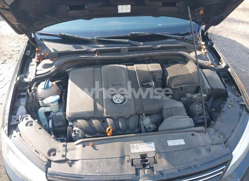 Photo 10 of 2012 Volkswagen Jetta 2.5L SEL (VIN 3VWLX7AJ2CM409673)