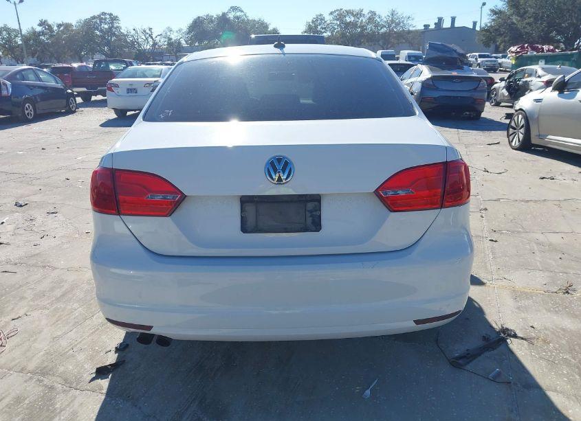 Photo 17 of 2011 Volkswagen Jetta 2.5L SEL (VIN 3VWLX7AJ5BM370835)