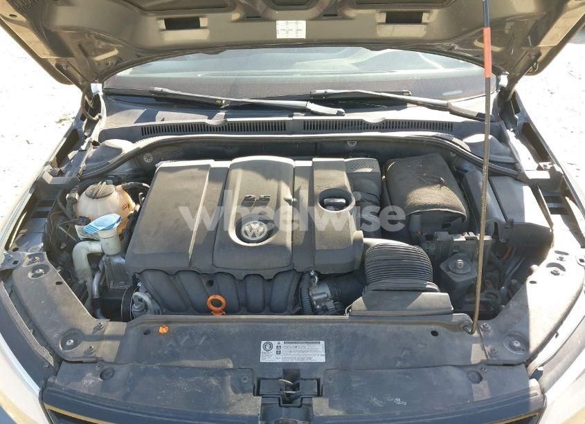 Photo 10 of 2011 Volkswagen Jetta 2.5L SEL (VIN 3VWLX7AJ7BM351445)