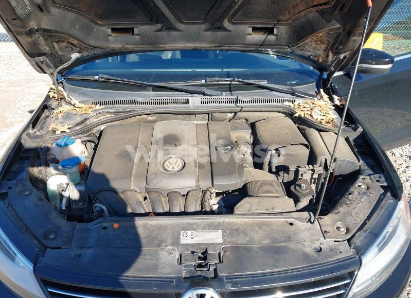 Photo 10 of 2011 Volkswagen Jetta 2.5L SEL (VIN 3VWLX7AJ7BM369783)