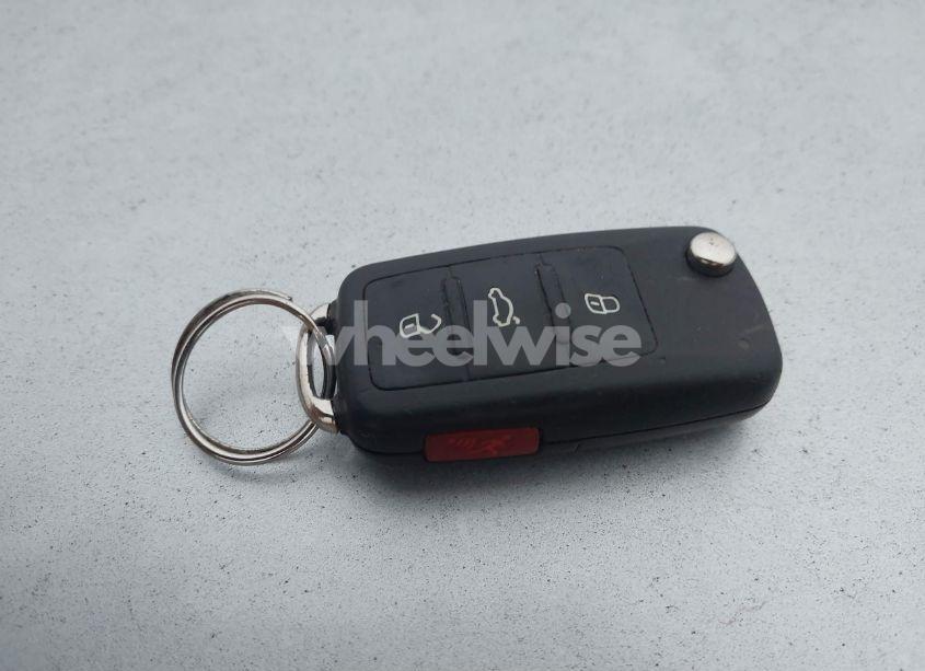 Photo 11 of 2012 Volkswagen Jetta 2.5L SEL (VIN 3VWLX7AJ7CM304613)