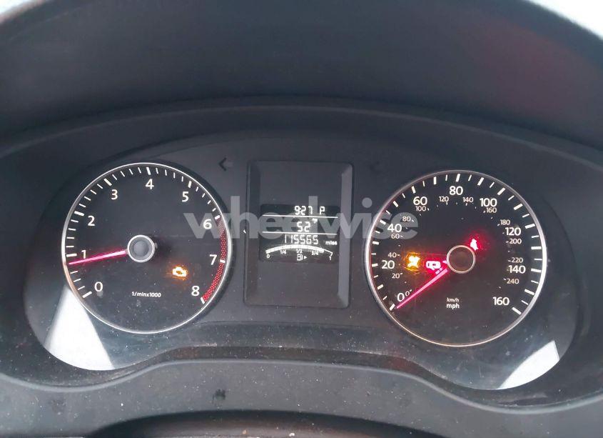 Photo 7 of 2012 Volkswagen Jetta 2.5L SEL (VIN 3VWLX7AJ7CM304613)