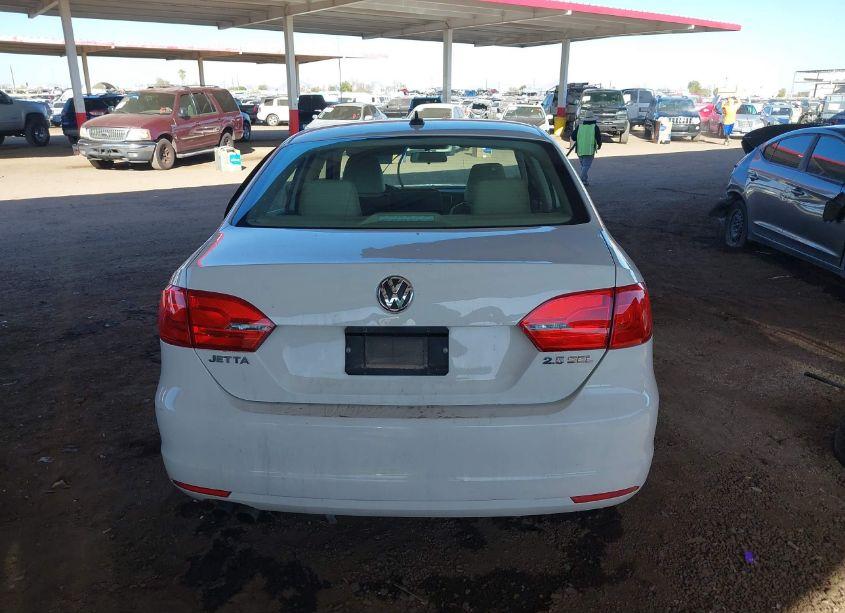 Photo 16 of 2013 Volkswagen Jetta 2.5L SEL (VIN 3VWLX7AJ7DM235178)