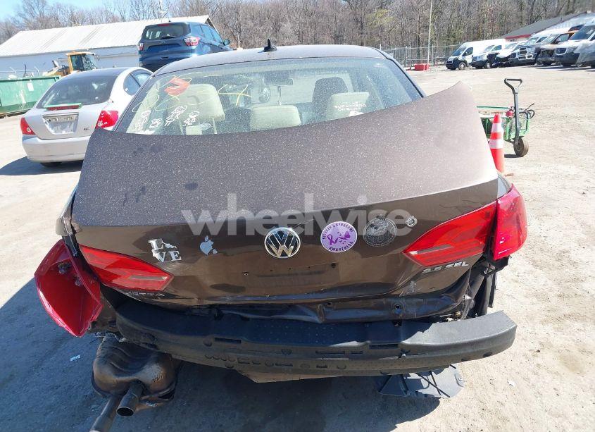 Photo 17 of 2011 Volkswagen Jetta 2.5L SEL (VIN 3VWLX7AJXBM300389)