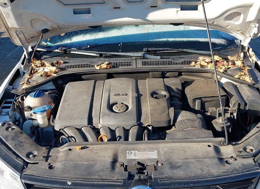 Photo 10 of 2011 Volkswagen Jetta 2.5L SEL (VIN 3VWLZ7AJ1BM302591)