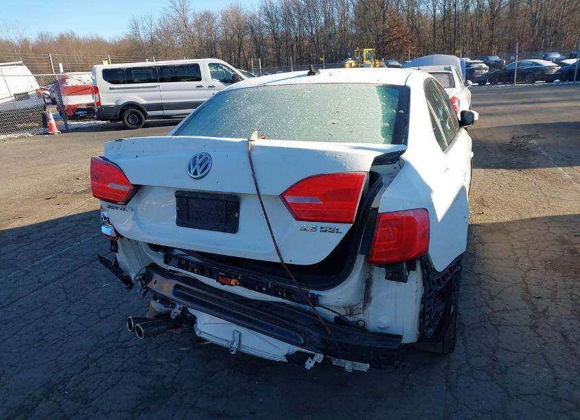 Photo 17 of 2011 Volkswagen Jetta 2.5L SEL (VIN 3VWLZ7AJ1BM302591)