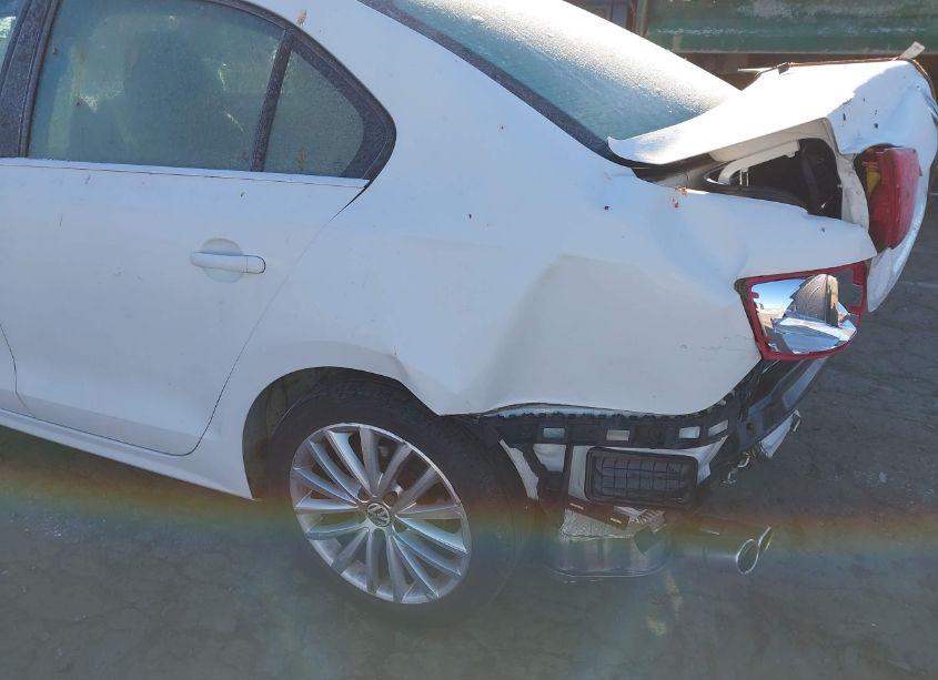 Photo 18 of 2011 Volkswagen Jetta 2.5L SEL (VIN 3VWLZ7AJ1BM302591)