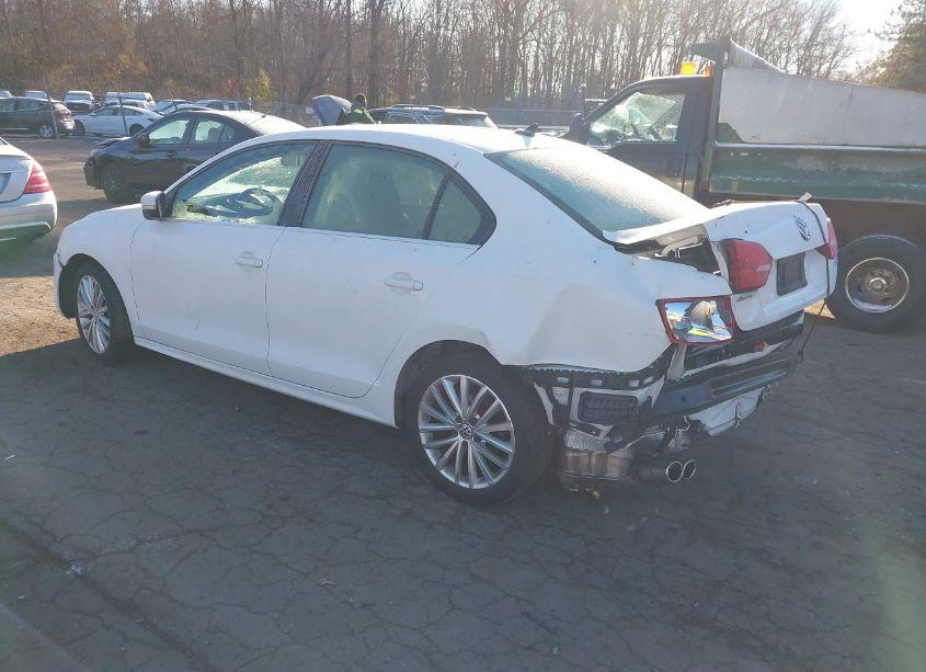 Photo 3 of 2011 Volkswagen Jetta 2.5L SEL (VIN 3VWLZ7AJ1BM302591)