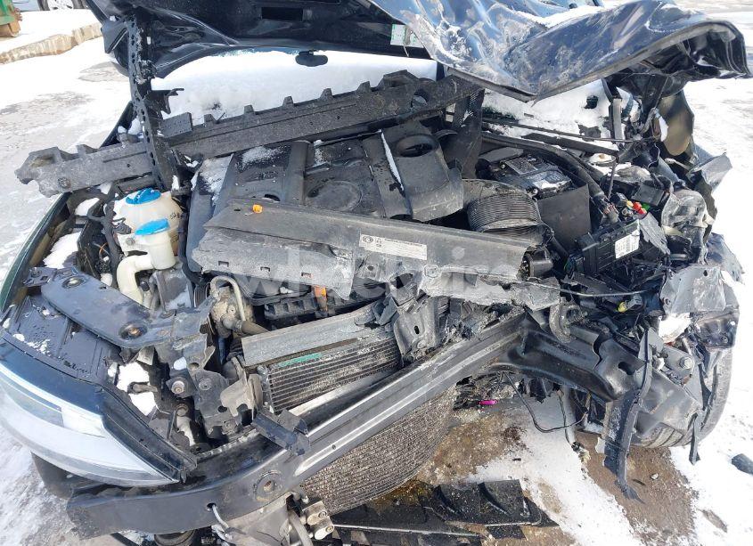 Photo 10 of 2011 Volkswagen Jetta 2.5L SEL (VIN 3VWLZ7AJ1BM370826)