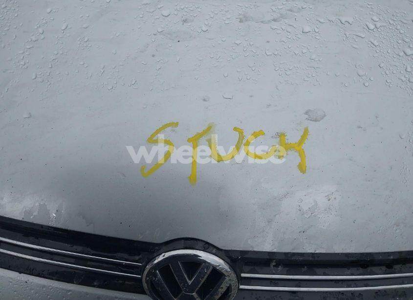 Photo 10 of 2011 Volkswagen Jetta 2.5L SEL (VIN 3VWLZ7AJ4BM354653)