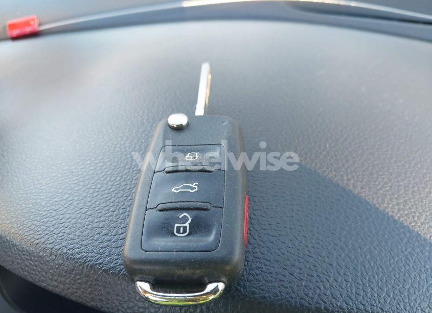 Photo 11 of 2011 Volkswagen Jetta 2.5L SEL (VIN 3VWLZ7AJ9BM371481)