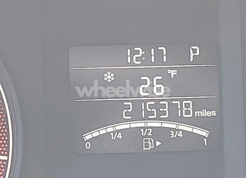 Photo 15 of 2011 Volkswagen Jetta 2.5L SEL (VIN 3VWLZ7AJXBM104270)