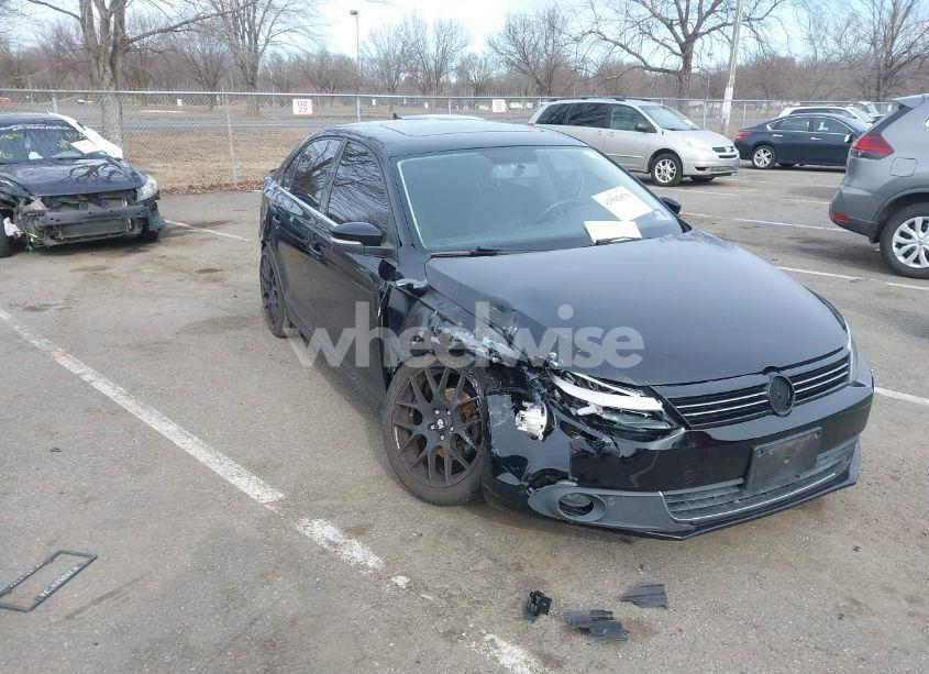 Photo 6 of 2011 Volkswagen Jetta 2.5L SEL (VIN 3VWLZ7AJXBM104270)