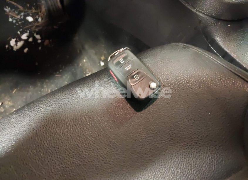 Photo 11 of 2011 Volkswagen Jetta 2.5L SEL (VIN 3VWLZ7AJXBM328459)