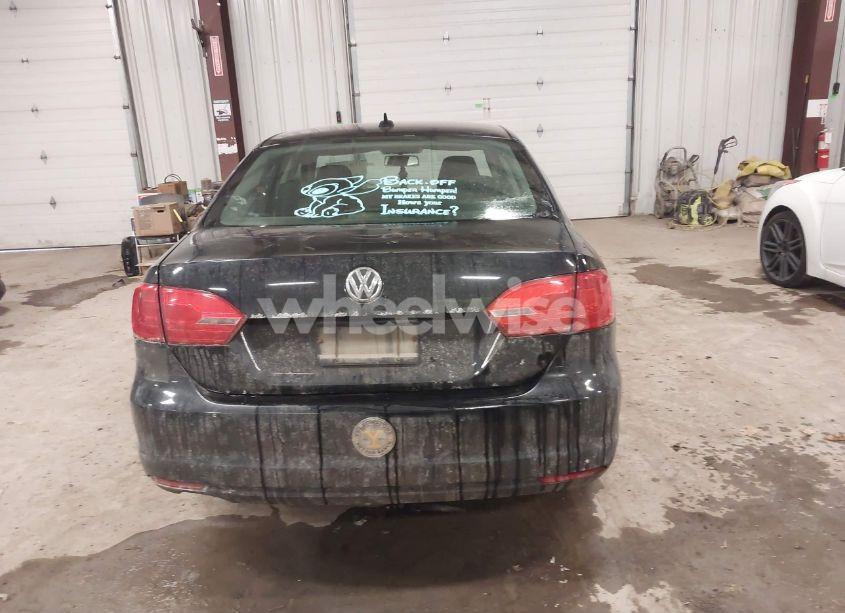 Photo 16 of 2011 Volkswagen Jetta 2.5L SEL (VIN 3VWLZ7AJXBM328459)