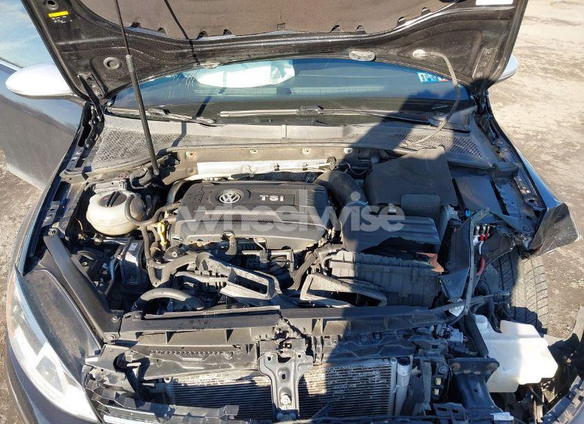 Photo 10 of 2017 Volkswagen Golf ALLTRACK TSI S/TSI SE (VIN 3VWM17AU3HM524662)