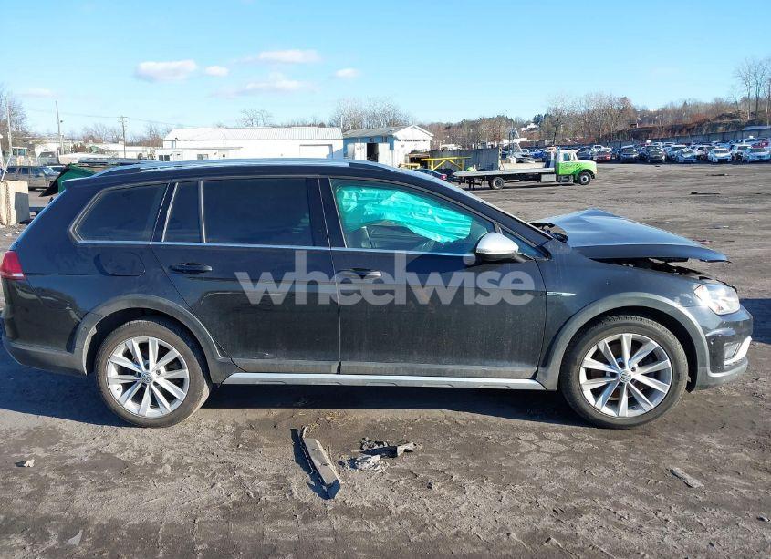 Photo 13 of 2017 Volkswagen Golf ALLTRACK TSI S/TSI SE (VIN 3VWM17AU3HM524662)