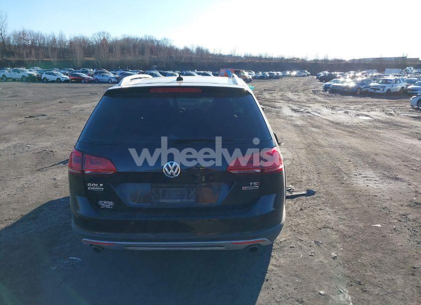 Photo 16 of 2017 Volkswagen Golf ALLTRACK TSI S/TSI SE (VIN 3VWM17AU3HM524662)