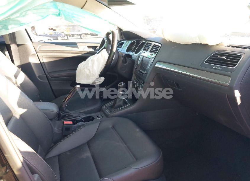 Photo 5 of 2017 Volkswagen Golf ALLTRACK TSI S/TSI SE (VIN 3VWM17AU3HM524662)