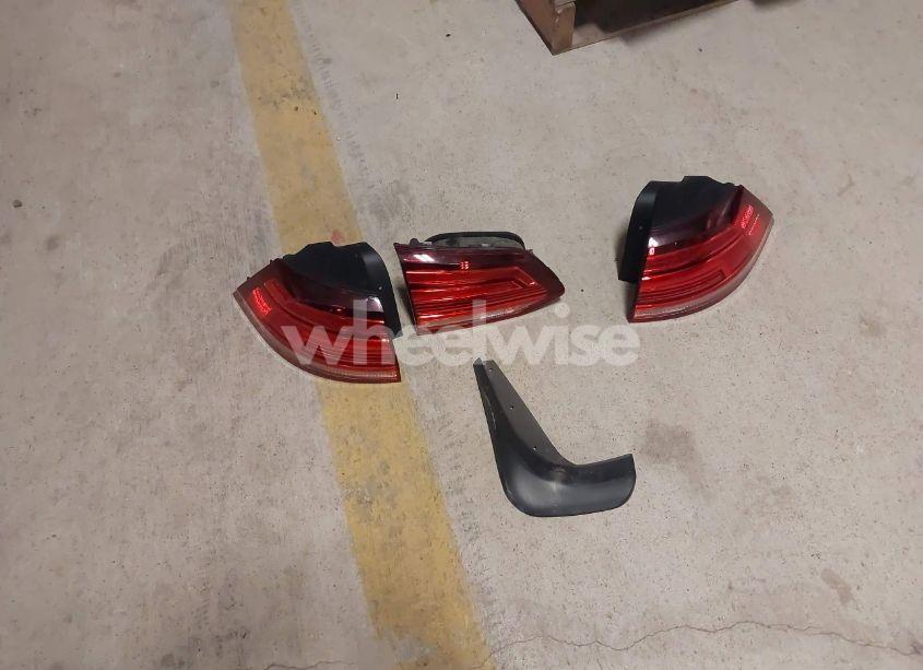 Photo 12 of 2019 Volkswagen Golf ALLTRACK TSI S/TSI SE/TSI SEL (VIN 3VWM17AU3KM517072)