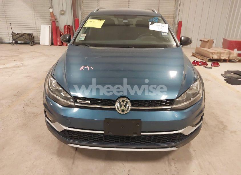 Photo 13 of 2019 Volkswagen Golf ALLTRACK TSI S/TSI SE/TSI SEL (VIN 3VWM17AU3KM517072)