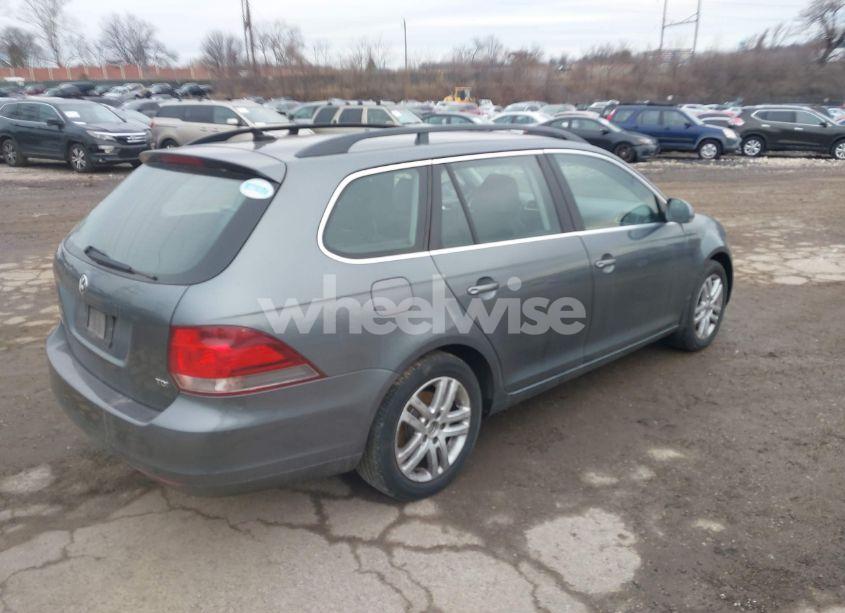 Photo 4 of 2011 Volkswagen Jetta SPORTWAGEN 2.0L TDI (VIN 3VWML7AJ2BM632035)