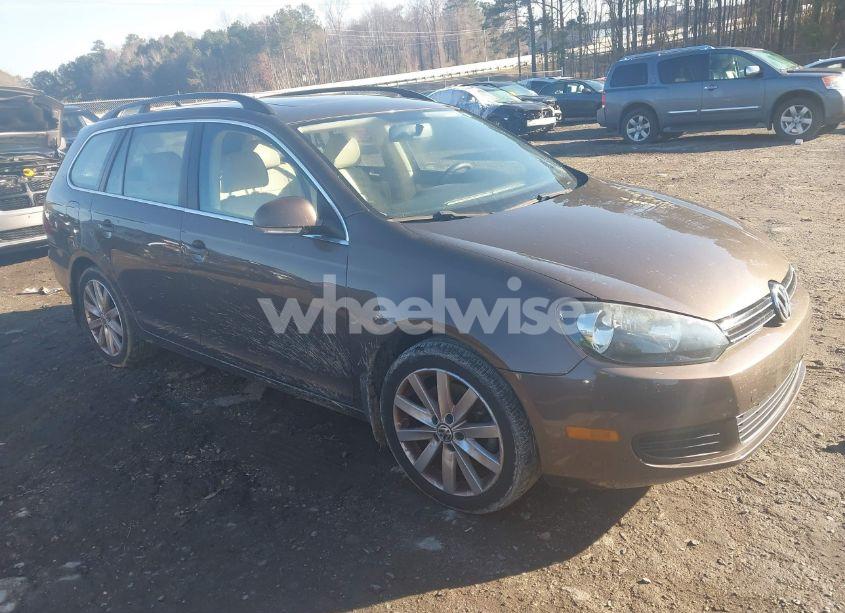 2011 Volkswagen Jetta SPORTWAGEN 2.0L TDI (VIN 3VWML7AJ2BM700012) main photo