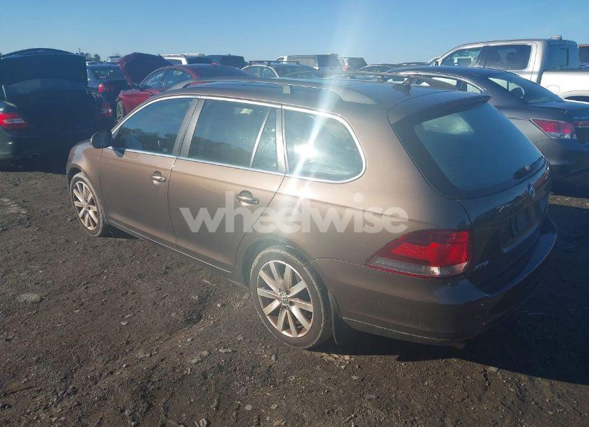 Photo 3 of 2011 Volkswagen Jetta SPORTWAGEN 2.0L TDI (VIN 3VWML7AJ2BM700012)