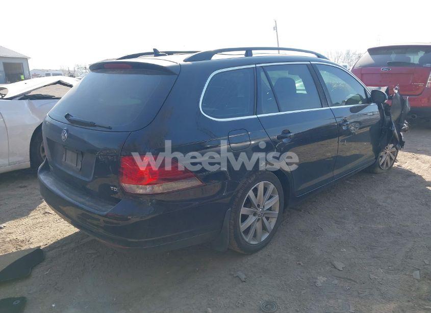 Photo 4 of 2013 Volkswagen Jetta SPORTWAGEN 2.0L TDI (VIN 3VWML7AJ2DM678399)