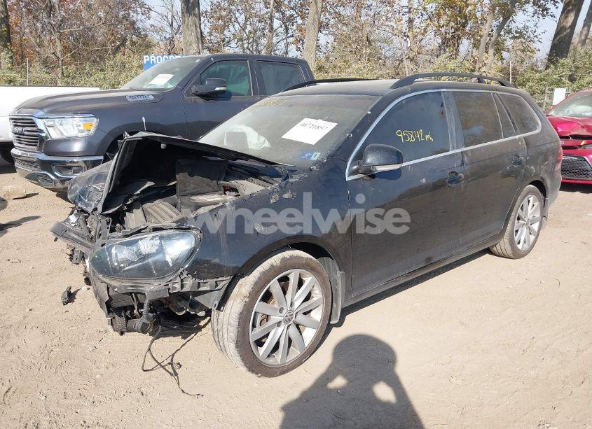 Photo 6 of 2013 Volkswagen Jetta SPORTWAGEN 2.0L TDI (VIN 3VWML7AJ2DM678399)