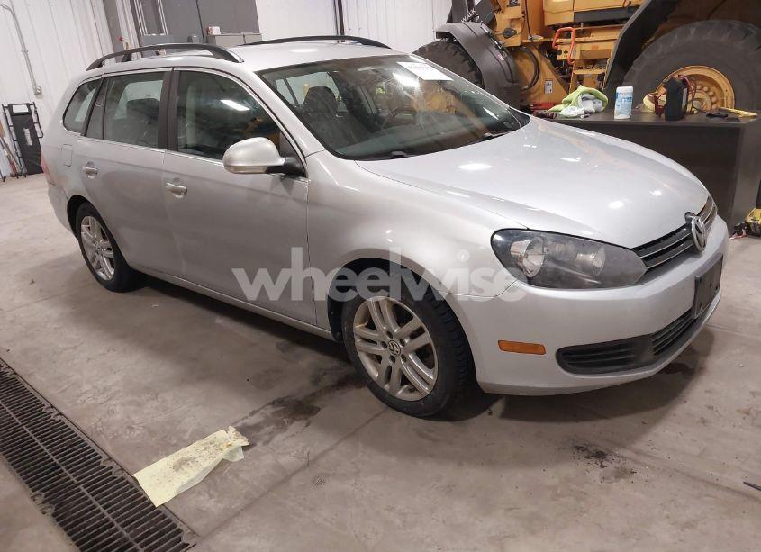 2014 Volkswagen Jetta SPORTWAGEN 2.0L TDI (VIN 3VWML7AJ2EM608371) main photo