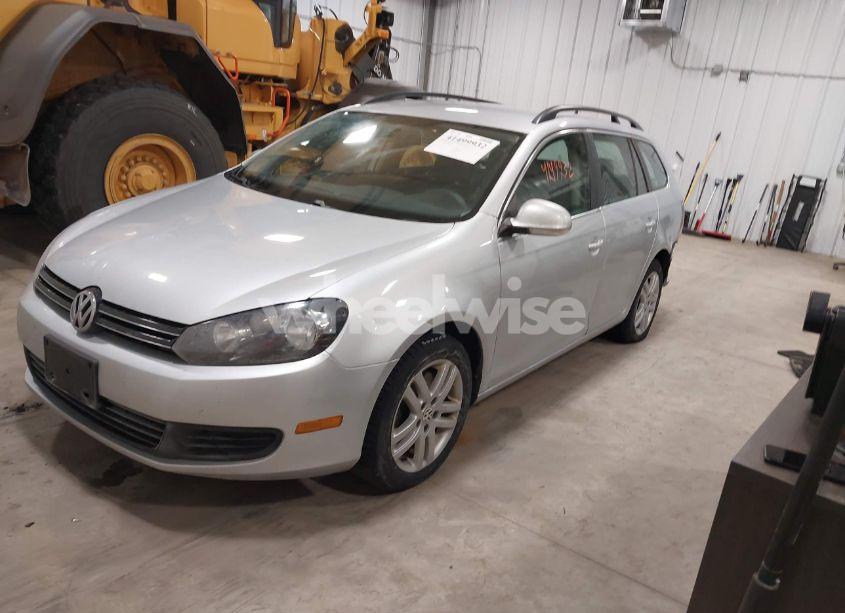 Photo 2 of 2014 Volkswagen Jetta SPORTWAGEN 2.0L TDI (VIN 3VWML7AJ2EM608371)