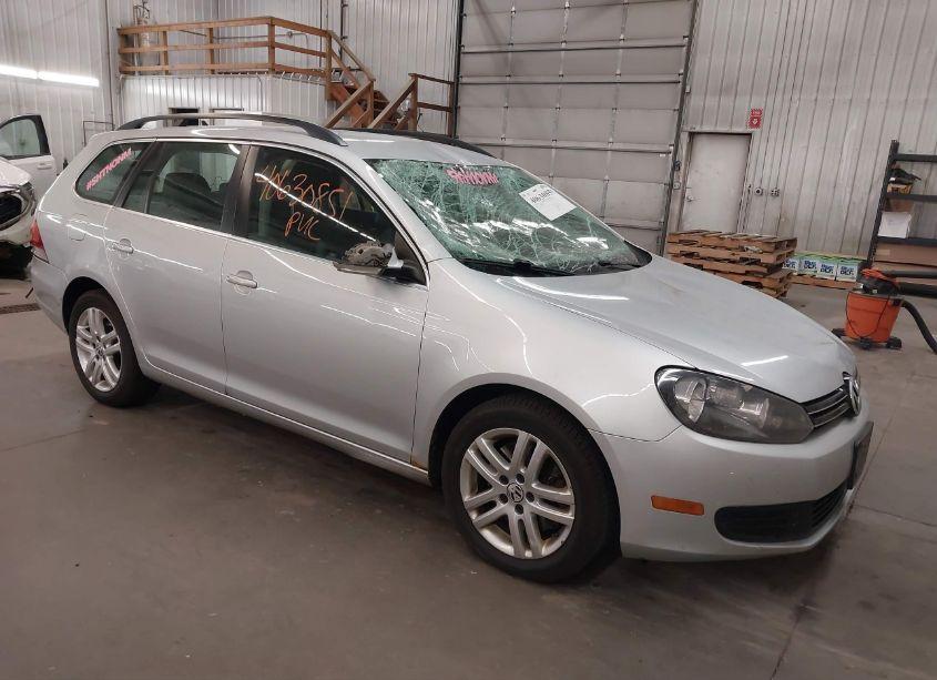 2011 Volkswagen Jetta SPORTWAGEN 2.0L TDI (VIN 3VWML7AJ3BM667392) main photo