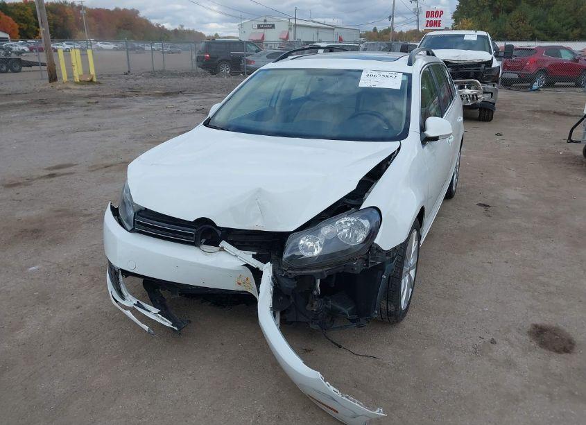 Photo 2 of 2014 Volkswagen Jetta SPORTWAGEN 2.0L TDI (VIN 3VWML7AJ3EM615555)