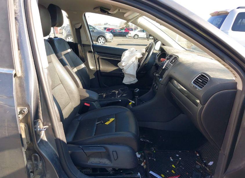 Photo 5 of 2014 Volkswagen Jetta SPORTWAGEN 2.0L TDI (VIN 3VWML7AJ4EM617380)