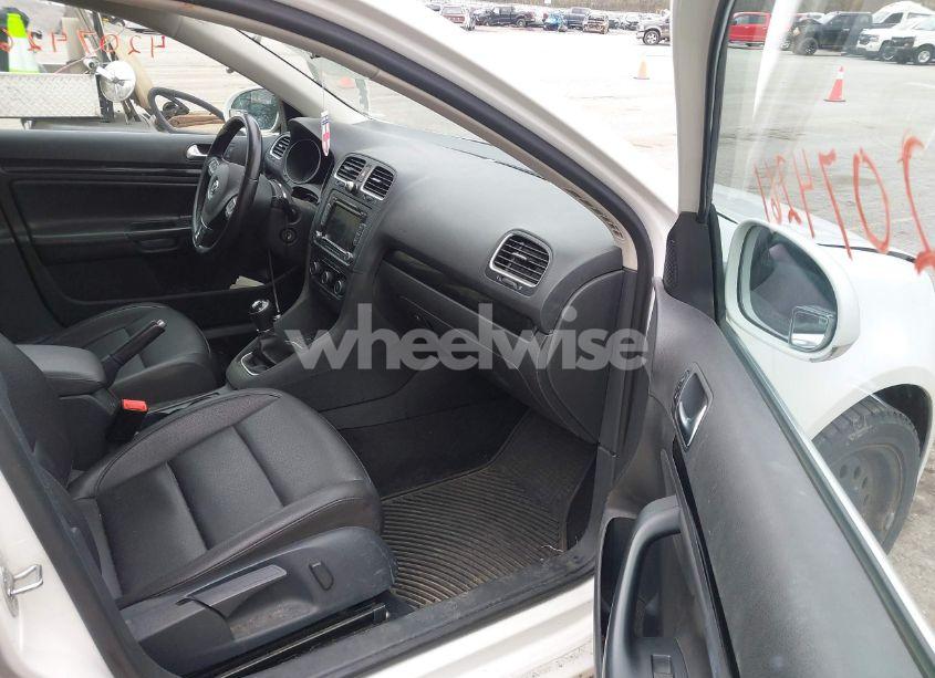 Photo 5 of 2014 Volkswagen Jetta SPORTWAGEN 2.0L TDI (VIN 3VWML7AJ5EM601267)