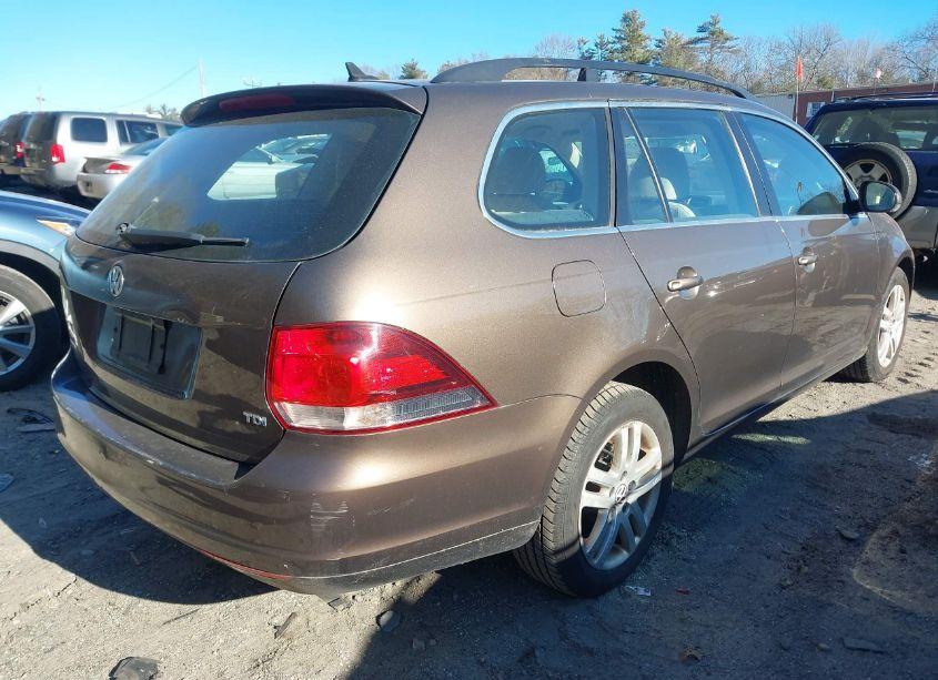 Photo 4 of 2011 Volkswagen Jetta SPORTWAGEN 2.0L TDI (VIN 3VWML7AJ6BM671176)