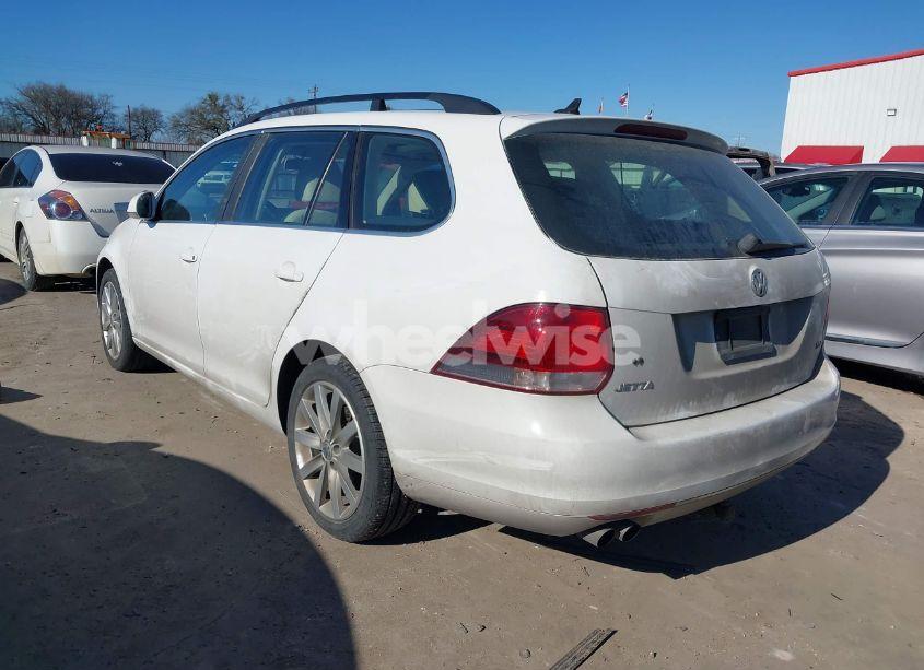 Photo 3 of 2013 Volkswagen Jetta SPORTWAGEN 2.0L TDI (VIN 3VWML7AJ6DM645261)