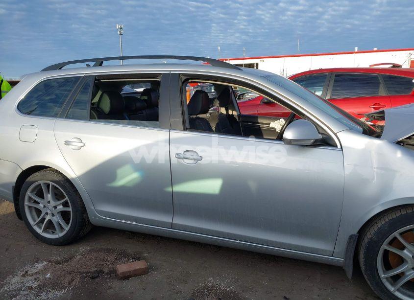 Photo 14 of 2012 Volkswagen Jetta SPORTWAGEN 2.0L TDI (VIN 3VWML7AJ7CM633375)