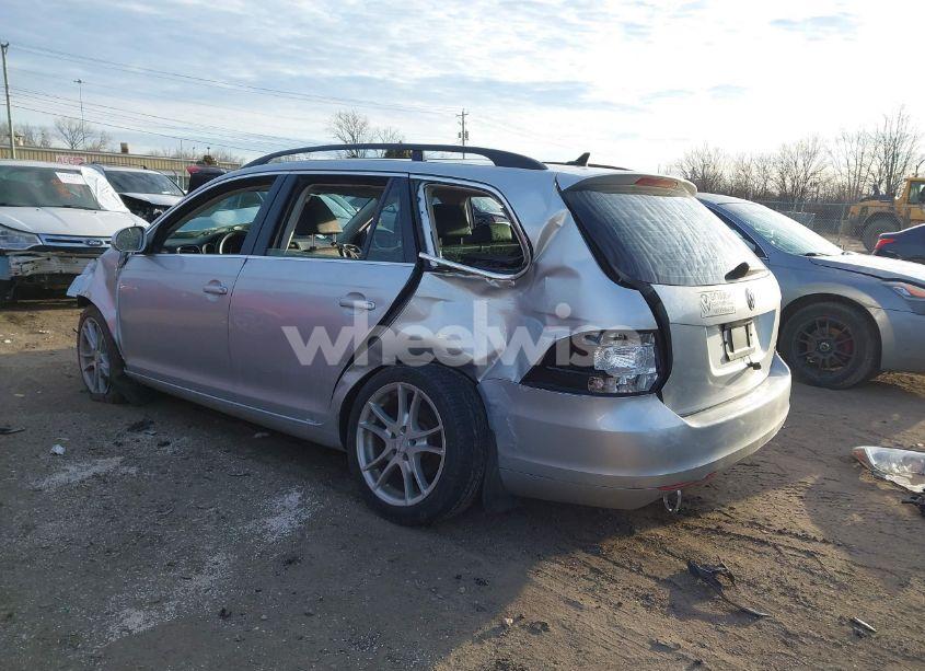 Photo 3 of 2012 Volkswagen Jetta SPORTWAGEN 2.0L TDI (VIN 3VWML7AJ7CM633375)