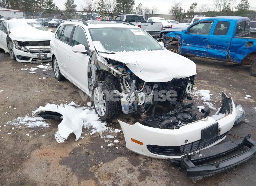 Photo 6 of 2014 Volkswagen Jetta SPORTWAGEN 2.0L TDI (VIN 3VWML7AJ7EM601108)