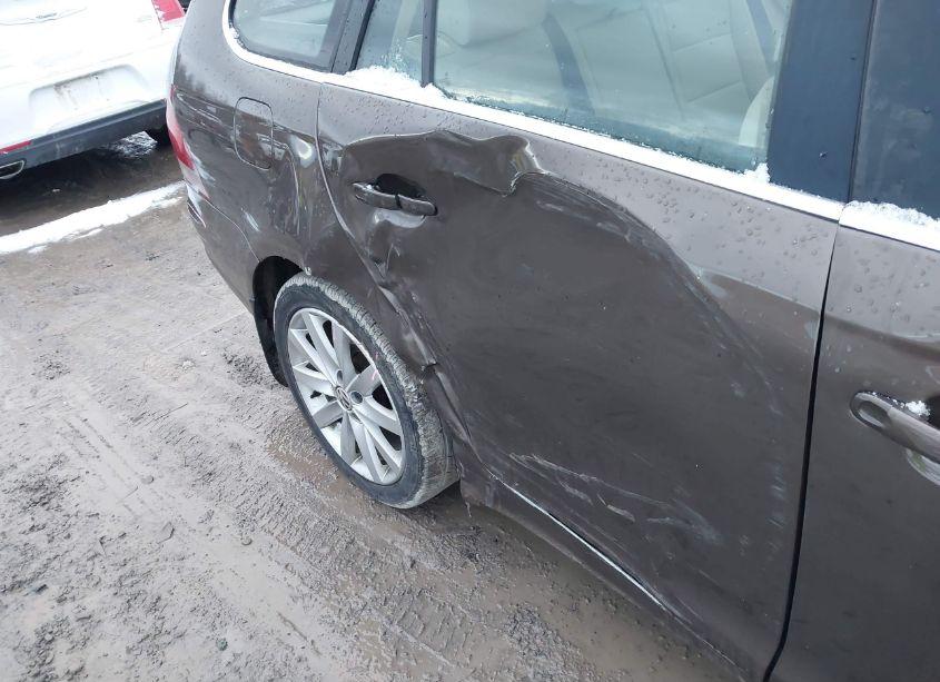 Photo 6 of 2014 Volkswagen Jetta SPORTWAGEN 2.0L TDI (VIN 3VWML7AJ7EM608916)