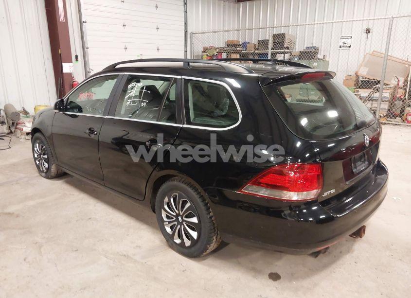 Photo 3 of 2014 Volkswagen Jetta SPORTWAGEN 2.0L TDI (VIN 3VWML7AJ7EM613873)