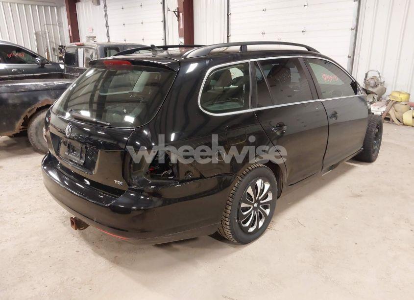 Photo 4 of 2014 Volkswagen Jetta SPORTWAGEN 2.0L TDI (VIN 3VWML7AJ7EM613873)