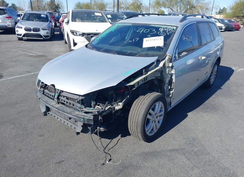 Photo 2 of 2013 Volkswagen Jetta SPORTWAGEN 2.0L TDI (VIN 3VWML7AJ8DM665317)
