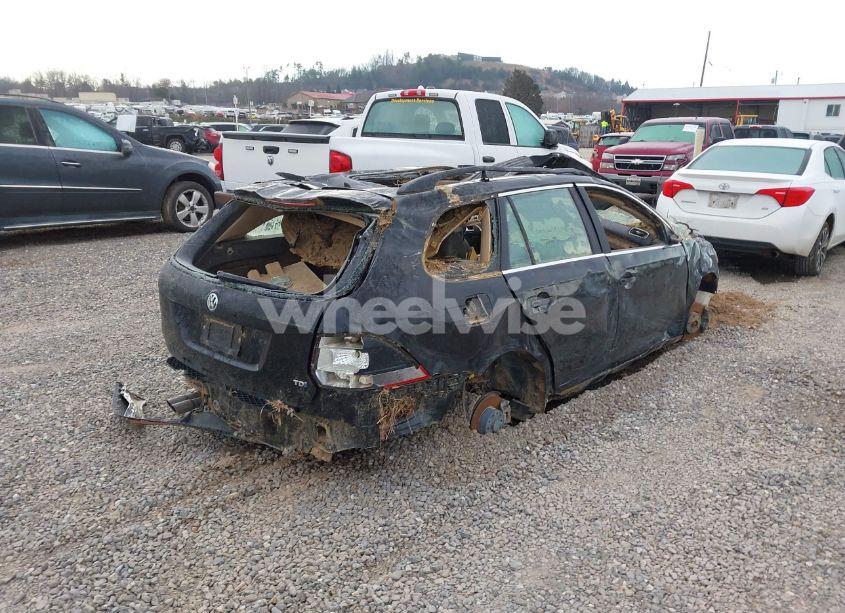 Photo 4 of 2013 Volkswagen Jetta SPORTWAGEN 2.0L TDI (VIN 3VWML7AJXDM693068)